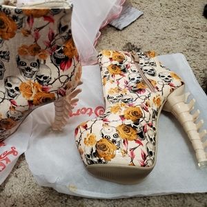 High heel platform booties